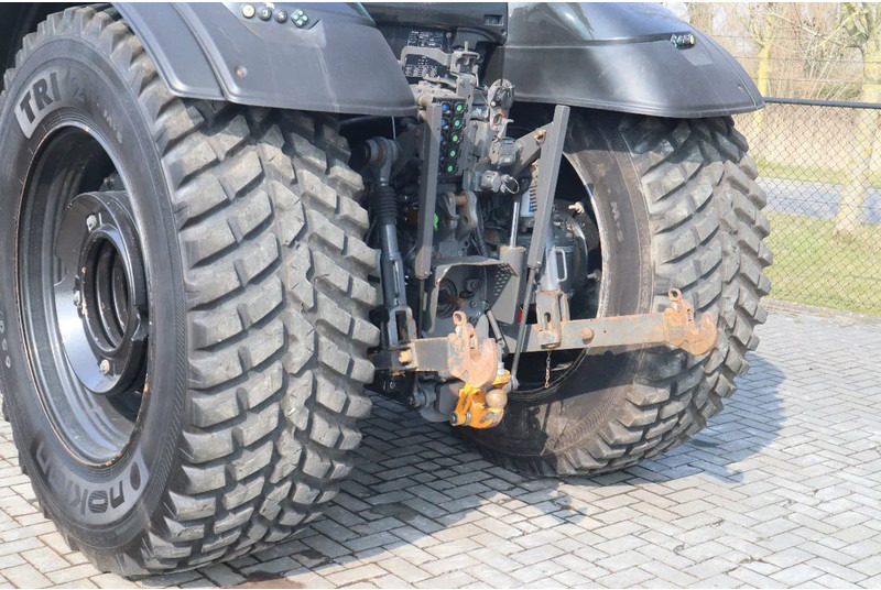 Трактор Valtra T234 D UNLIMITED | FRONT PTO | 53 KM/H | FULL OPTION: снимка 7