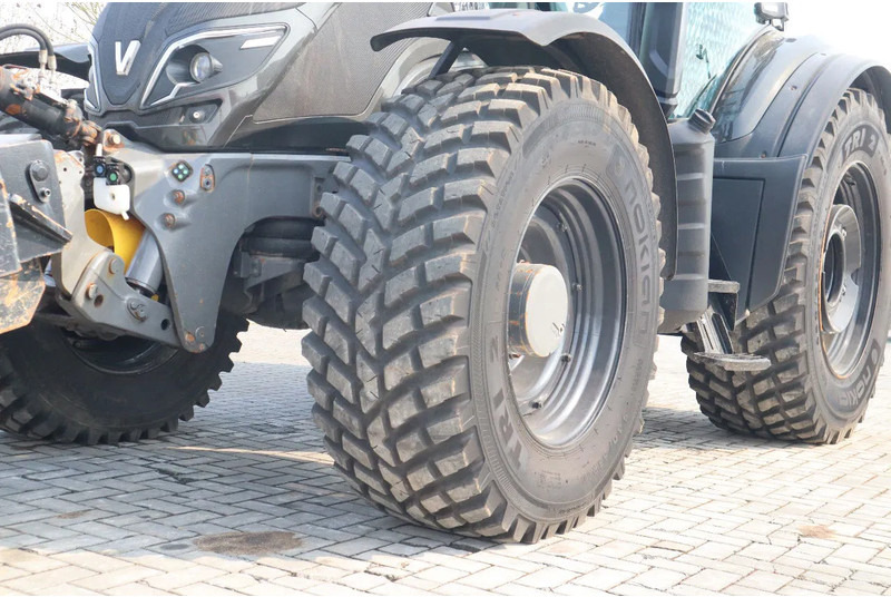 Трактор Valtra T234 D UNLIMITED | FRONT PTO | 53 KM/H | FULL OPTION: снимка 8