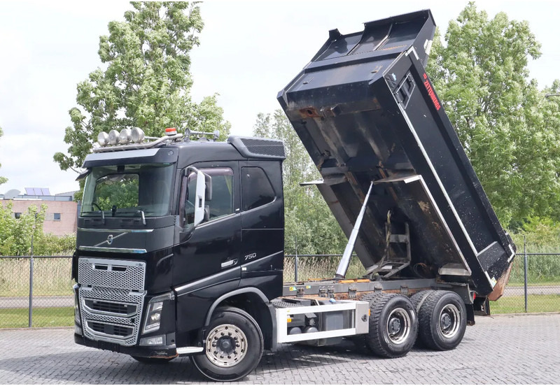 Volvo FH 16.750 | 6X4 | RETARDER | BIG AXLES | EURO 6 - Самосвал камион: снимка 1 Volvo FH 16.750 | 6X4 | RETARDER | BIG AXLES | EURO 6 - Самосвал камион: снимка 1
