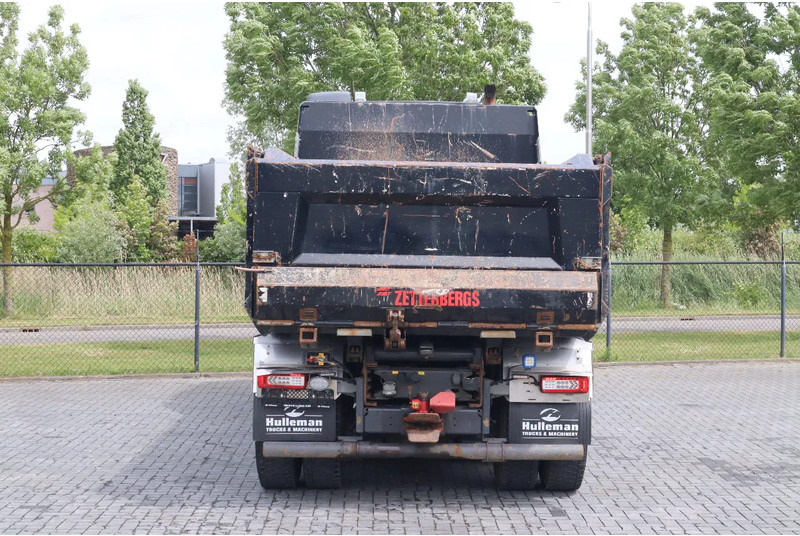 Volvo FH 16.750 | 6X4 | RETARDER | BIG AXLES | EURO 6 - Самосвал камион: снимка 5 Volvo FH 16.750 | 6X4 | RETARDER | BIG AXLES | EURO 6 - Самосвал камион: снимка 5