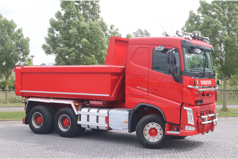 Volvo FH 540 | 6X4 | RETARDER | BIG AXLES | EURO 6 - Самосвал камион: снимка 3 Volvo FH 540 | 6X4 | RETARDER | BIG AXLES | EURO 6 - Самосвал камион: снимка 3