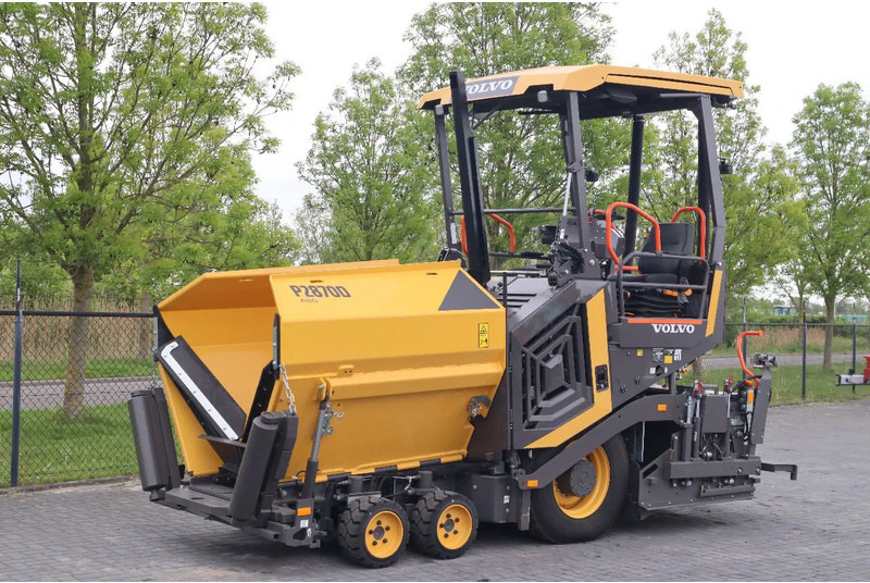 Volvo P2870 D ABG | ASPHALT PAVER | NEW / UNUSED | BOMAG BF300 - Техника за слагане на асфалт: снимка 2 Volvo P2870 D ABG | ASPHALT PAVER | NEW / UNUSED | BOMAG BF300 - Техника за слагане на асфалт: снимка 2