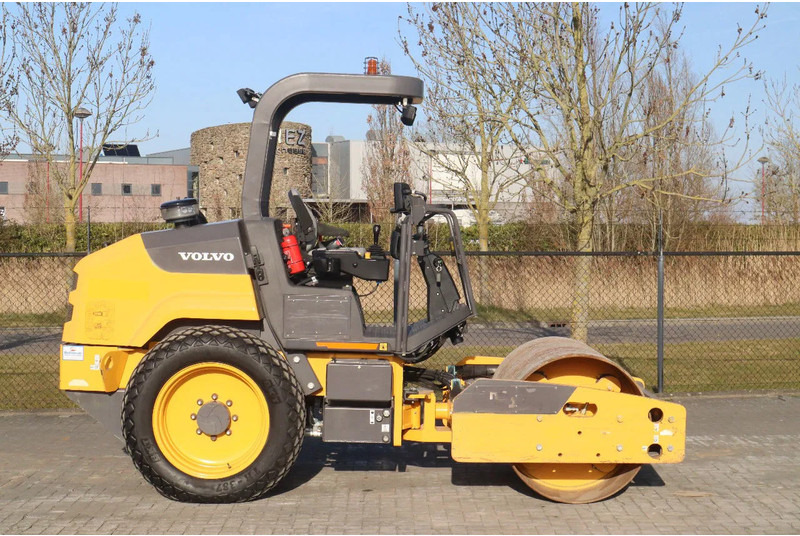 Volvo SD45B | GOOD CONDIITON | LOW HOURS - Валяк: снимка 4 Volvo SD45B | GOOD CONDIITON | LOW HOURS - Валяк: снимка 4