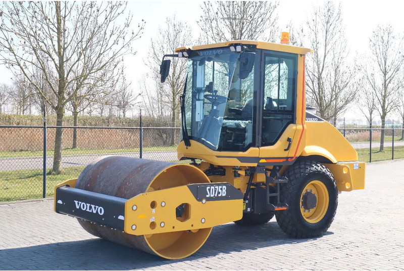 Volvo SD75B | SD 75 B | NEW / UNUSED | 1 YEAR WARRANTY - Комбиниран валяк: снимка 2 Volvo SD75B | SD 75 B | NEW / UNUSED | 1 YEAR WARRANTY - Комбиниран валяк: снимка 2
