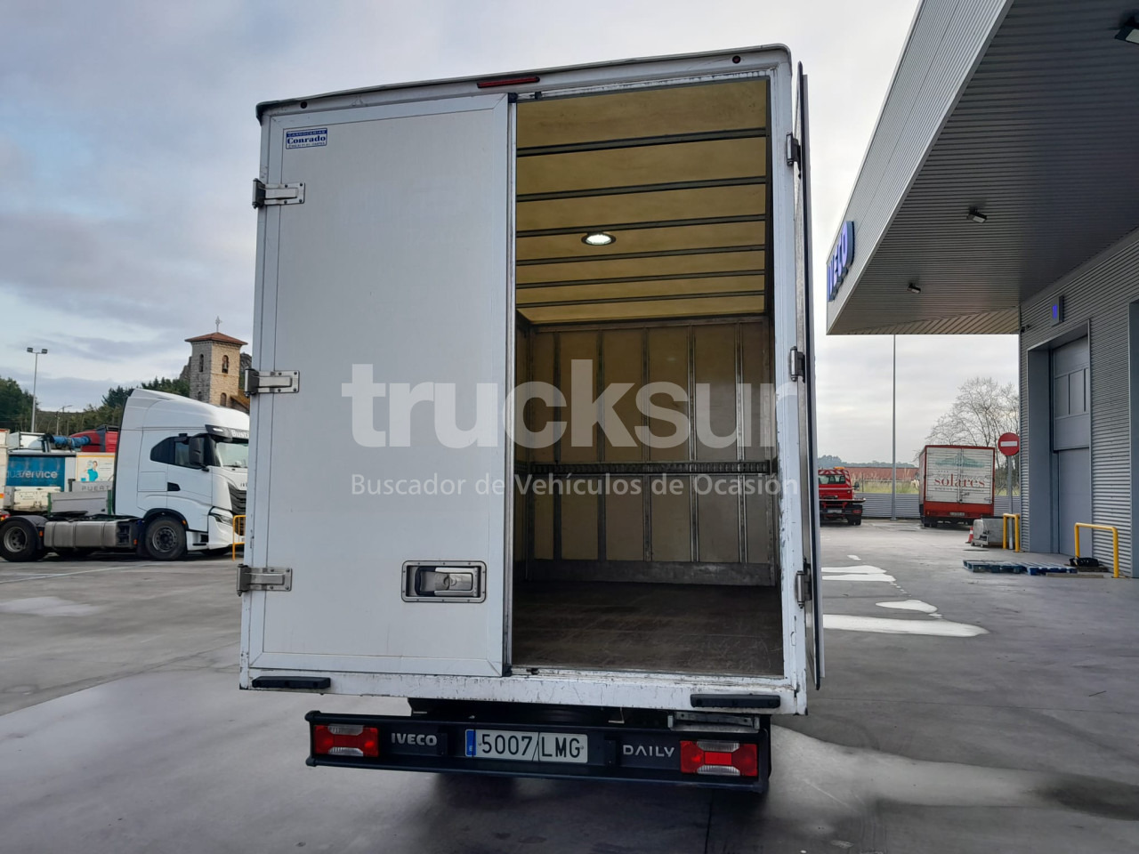 IVECO DAILY 35C16H - Лекотоварен автомобил фургон: снимка 5 IVECO DAILY 35C16H - Лекотоварен автомобил фургон: снимка 5