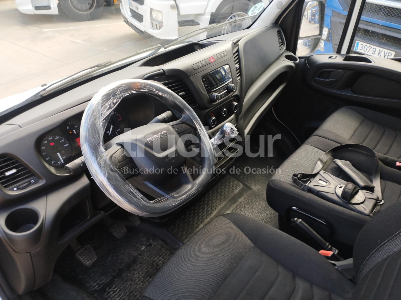 Лекотоварен автомобил фургон IVECO DAILY 35S16 F 12M3: снимка 6