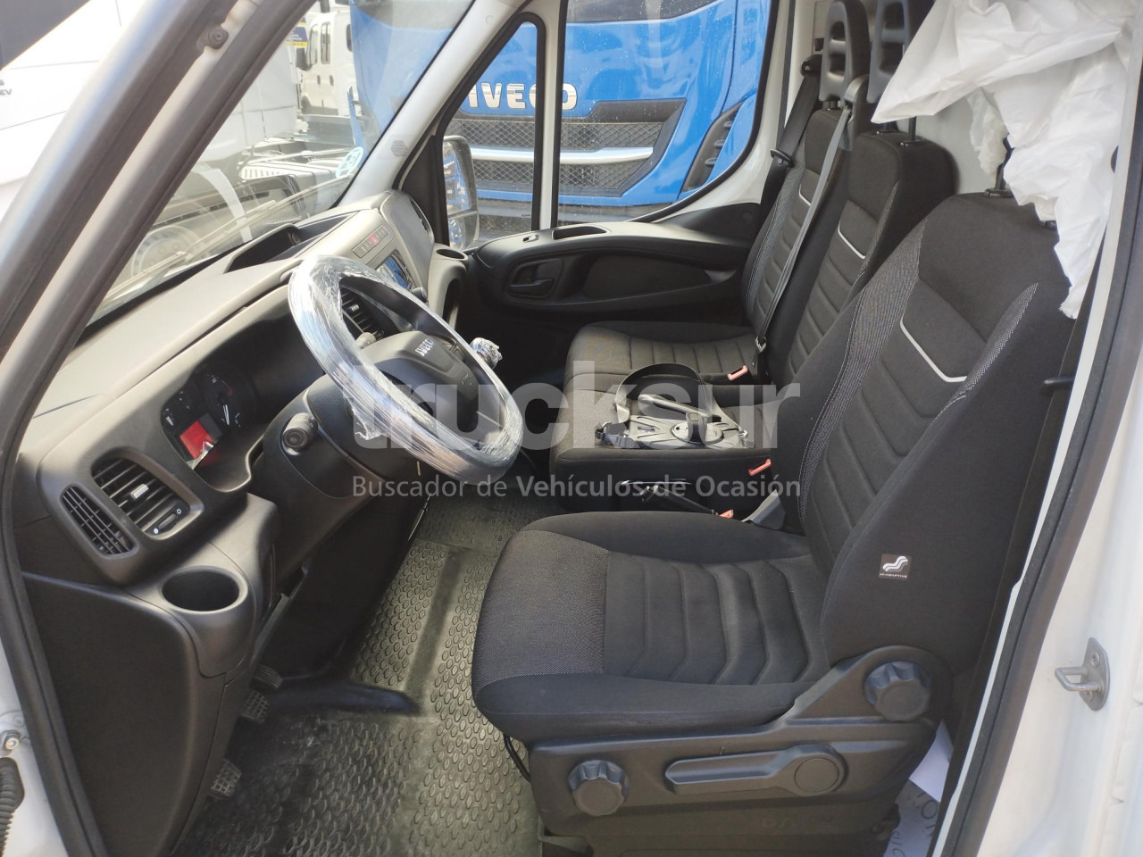 Лекотоварен автомобил фургон IVECO DAILY 35S16 F 12M3: снимка 7