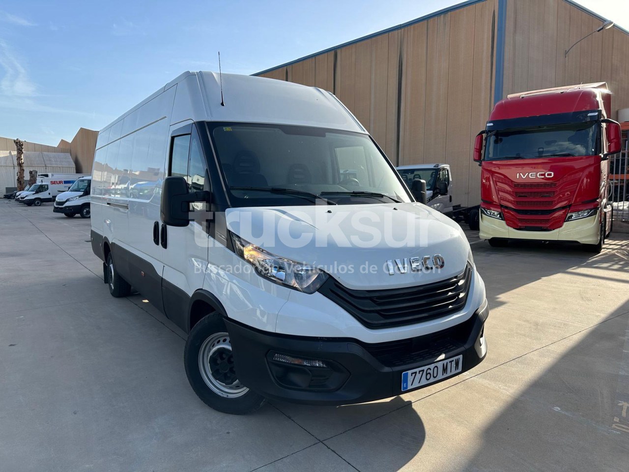 IVECO DAILY 35S16 F 16M3 - Лекотоварен автомобил фургон: снимка 2 IVECO DAILY 35S16 F 16M3 - Лекотоварен автомобил фургон: снимка 2