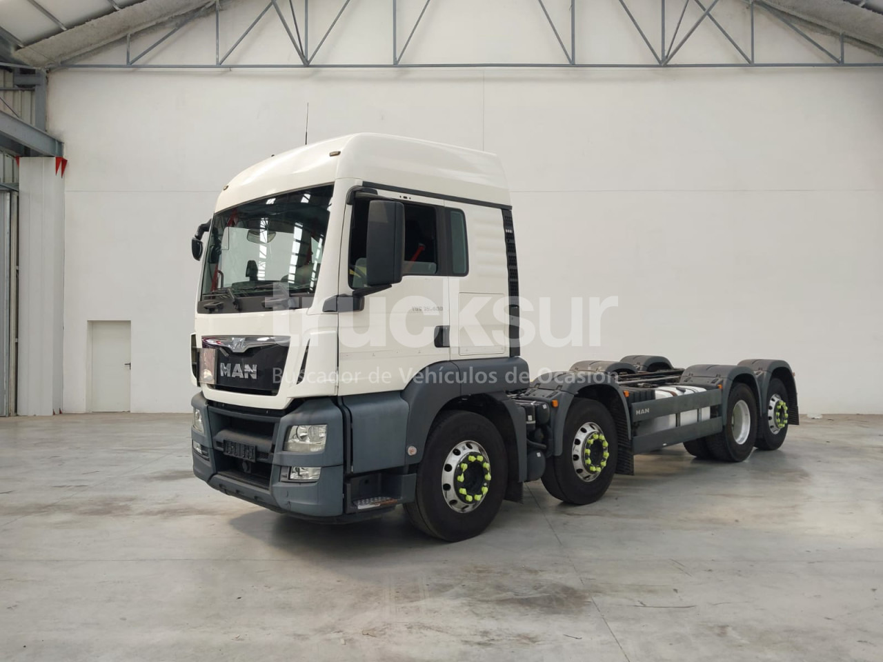 MAN TGS35.400 8X2*6 - Шаси кабина: снимка 1 MAN TGS35.400 8X2*6 - Шаси кабина: снимка 1