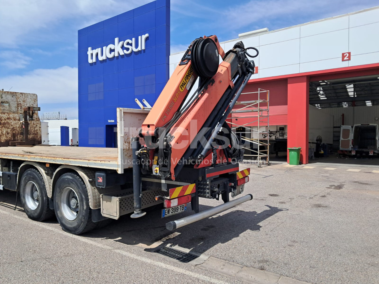 RENAULT C380.26 - Бордови камион, Камион с кран: снимка 4 RENAULT C380.26 - Бордови камион, Камион с кран: снимка 4
