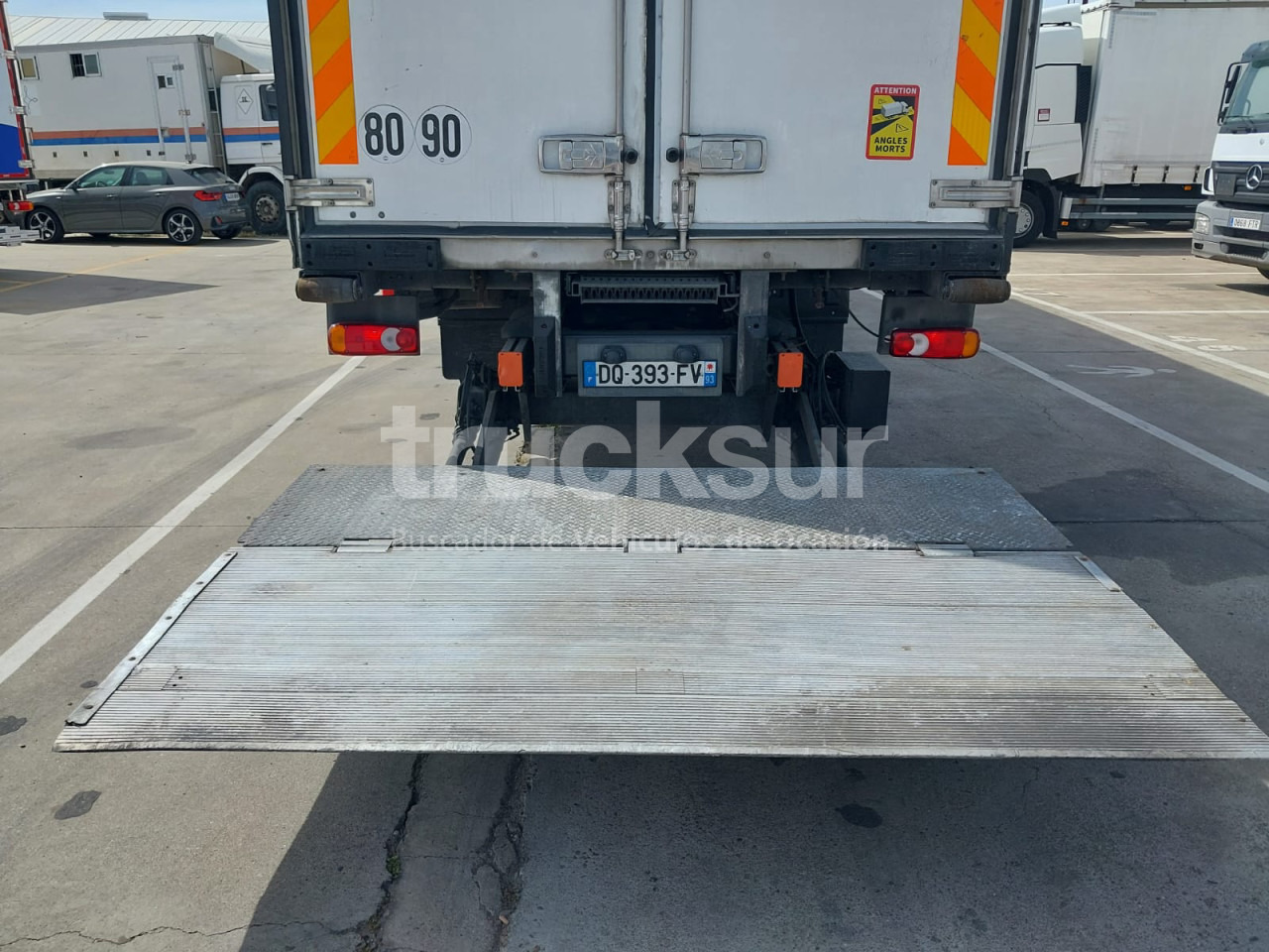 Рефрижератор камион RENAULT D280.18: снимка 10