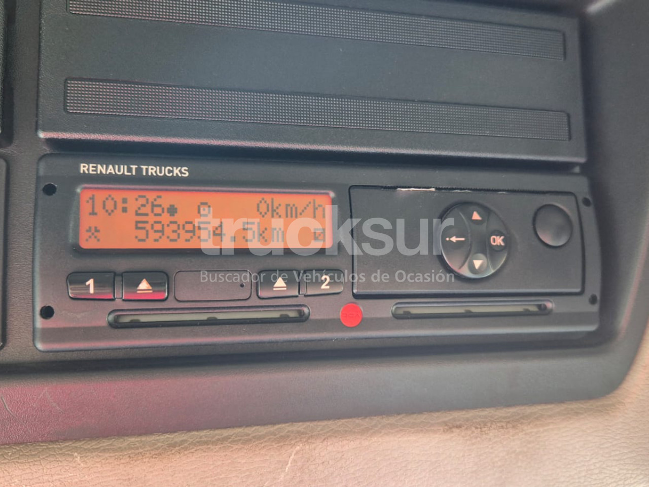 RENAULT D320.26 - Камион с брезент: снимка 2 RENAULT D320.26 - Камион с брезент: снимка 2