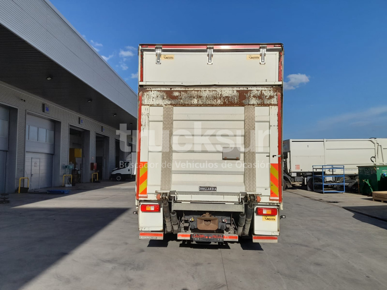RENAULT D320.26 ejes 6x2*4 - Камион с брезент: снимка 5 RENAULT D320.26 ejes 6x2*4 - Камион с брезент: снимка 5