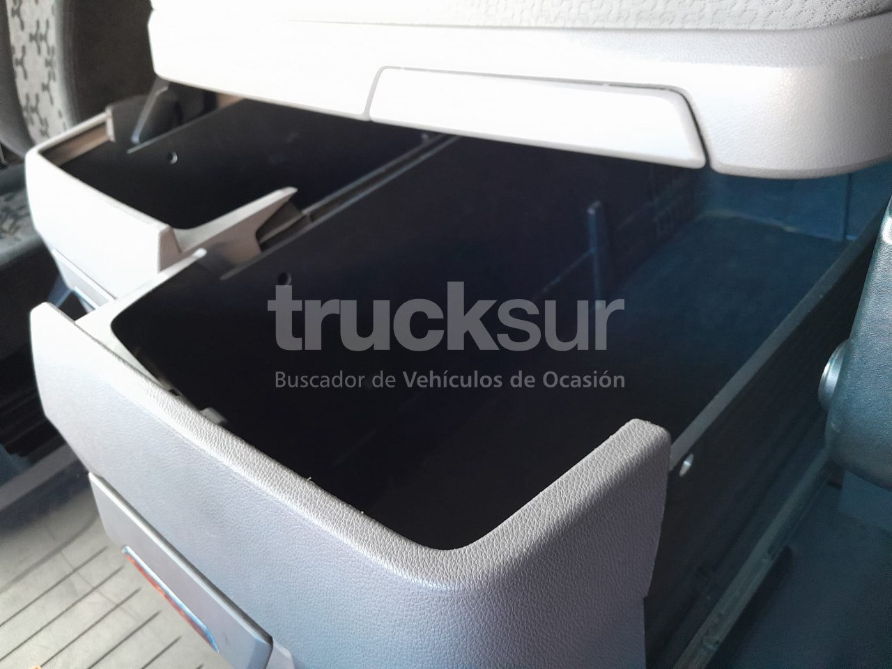 Шаси кабина SCANIA R450.26 ejes 6x2*4: снимка 28