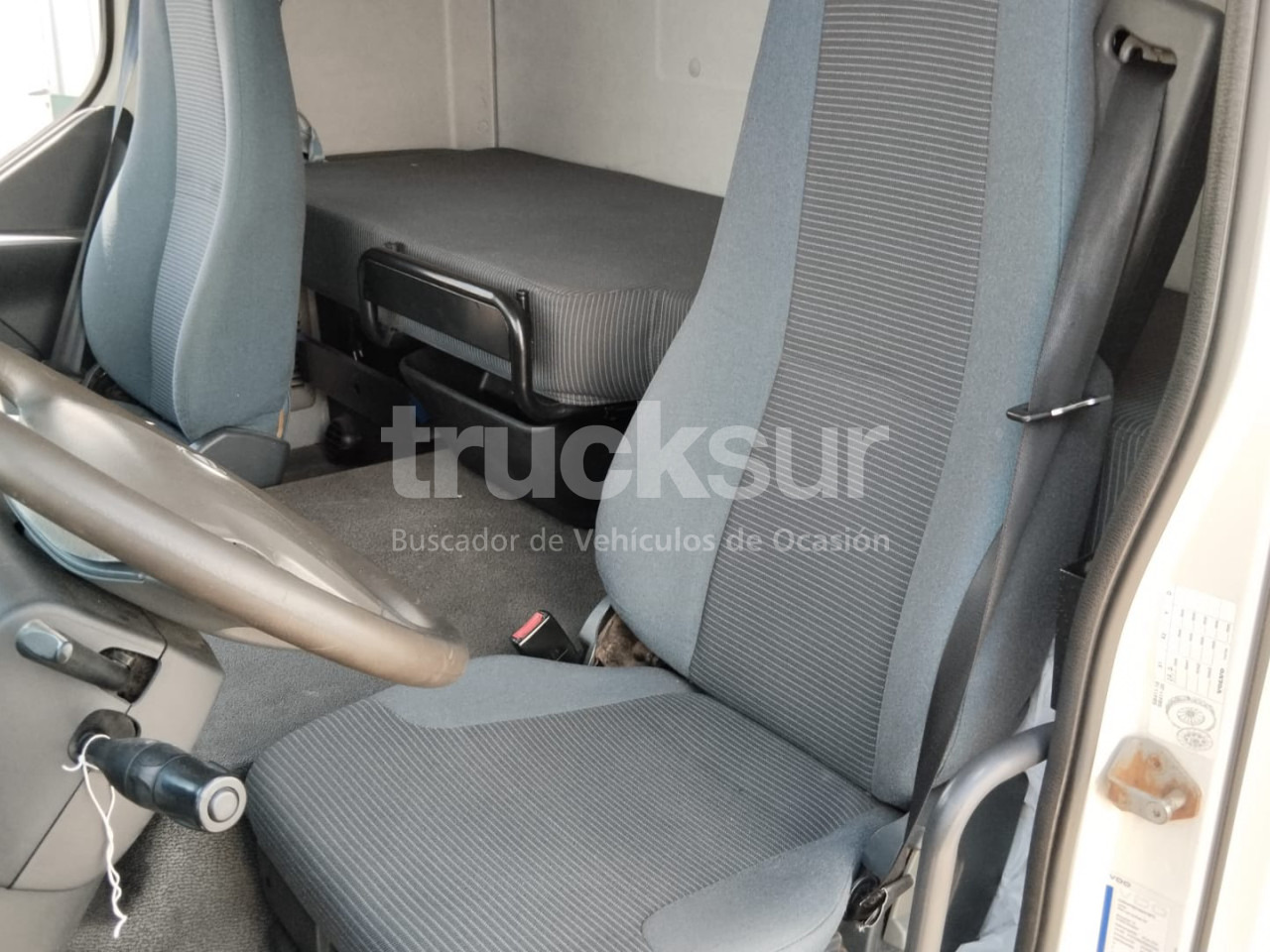 VOLVO FL290 - Рефрижератор камион: снимка 4 VOLVO FL290 - Рефрижератор камион: снимка 4