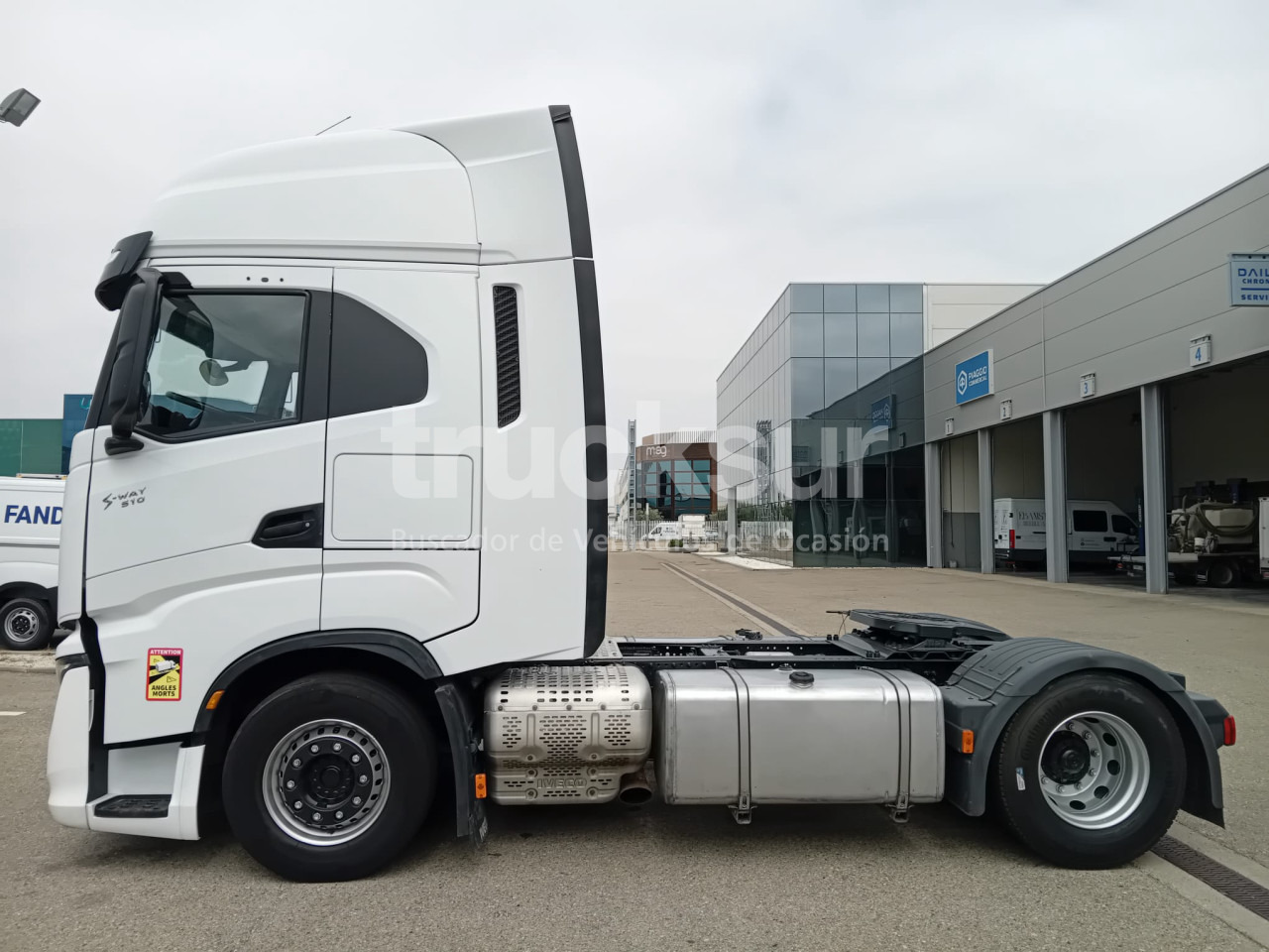 IVECO S-WAY AS440S51T/P - Влекач: снимка 2 IVECO S-WAY AS440S51T/P - Влекач: снимка 2