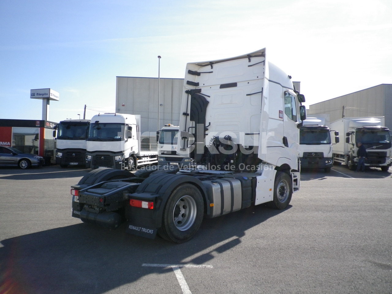 RENAULT T520 HIGH SLEEPER CAB - Влекач: снимка 3 RENAULT T520 HIGH SLEEPER CAB - Влекач: снимка 3
