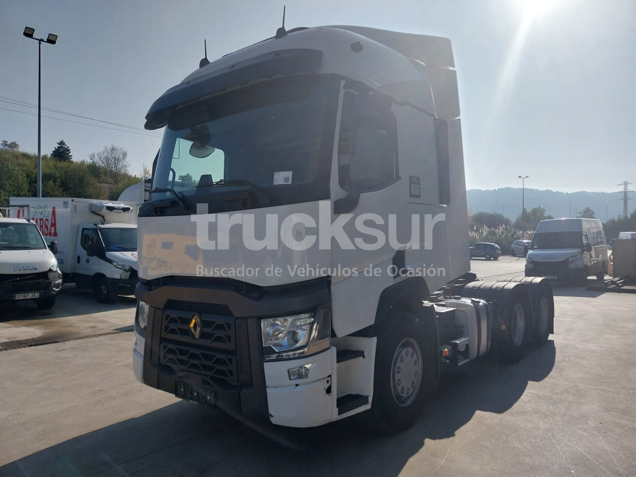 RENAULT T520 SLEEPER CAB - Влекач: снимка 2 RENAULT T520 SLEEPER CAB - Влекач: снимка 2