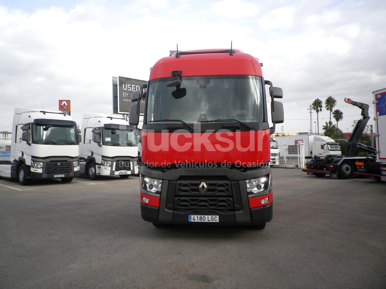 RENAULT T520 SLEEPER CAB - Влекач: снимка 4 RENAULT T520 SLEEPER CAB - Влекач: снимка 4