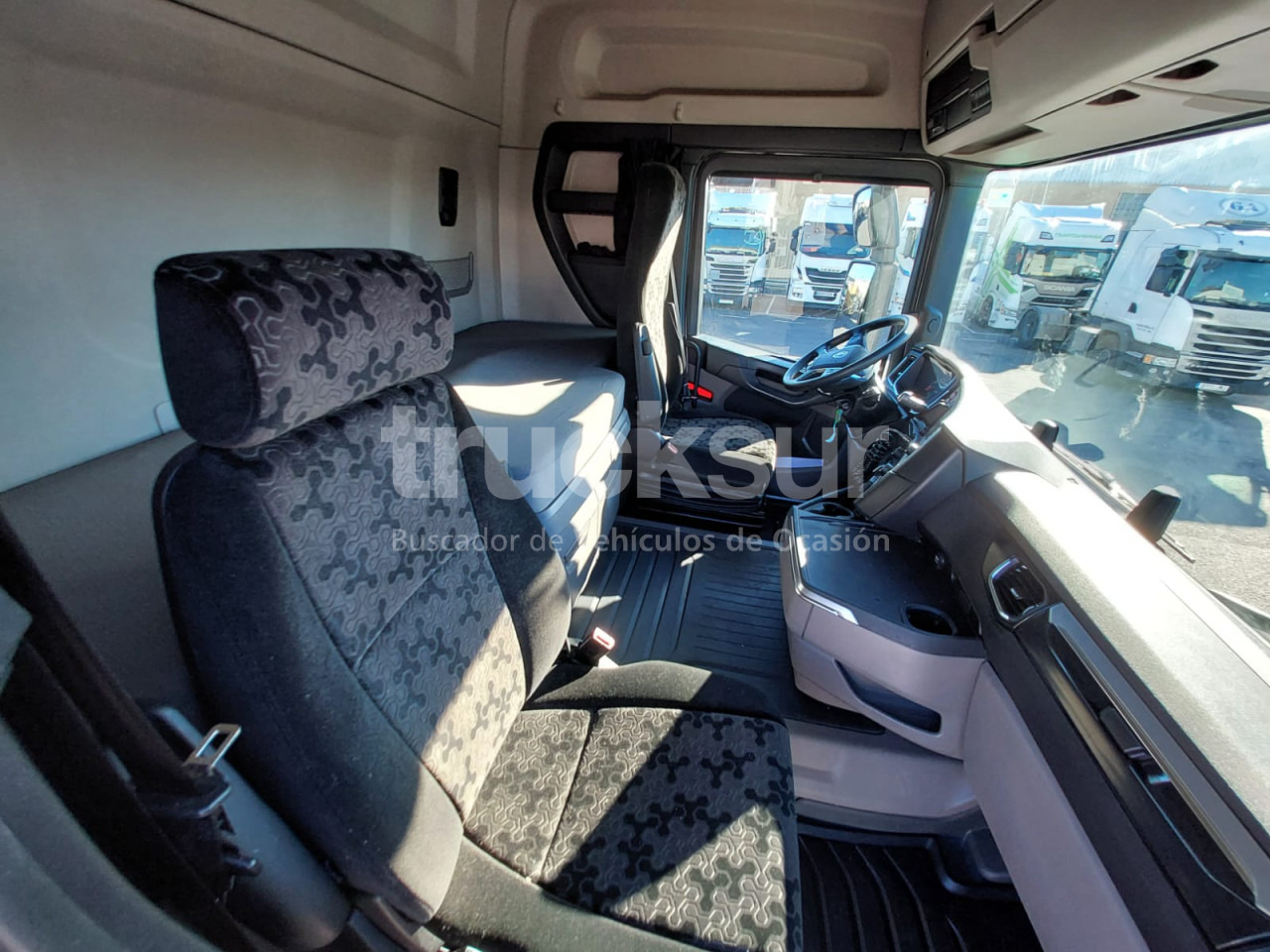 Влекач SCANIA R410 GAS GNL: снимка 6