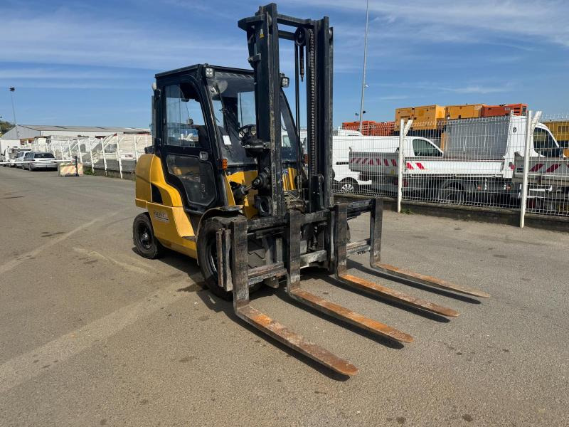 Caterpillar DP45NT - Дизелов мотокар: снимка 1 Caterpillar DP45NT - Дизелов мотокар: снимка 1