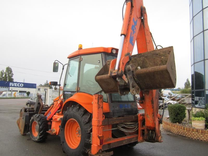 Багер-товарач Fiat Kobelco B95: снимка 7