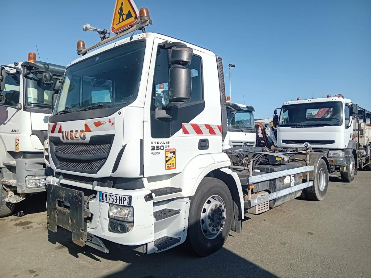 Iveco 330.36 - Мултилифт с кука камион: снимка 1 Iveco 330.36 - Мултилифт с кука камион: снимка 1