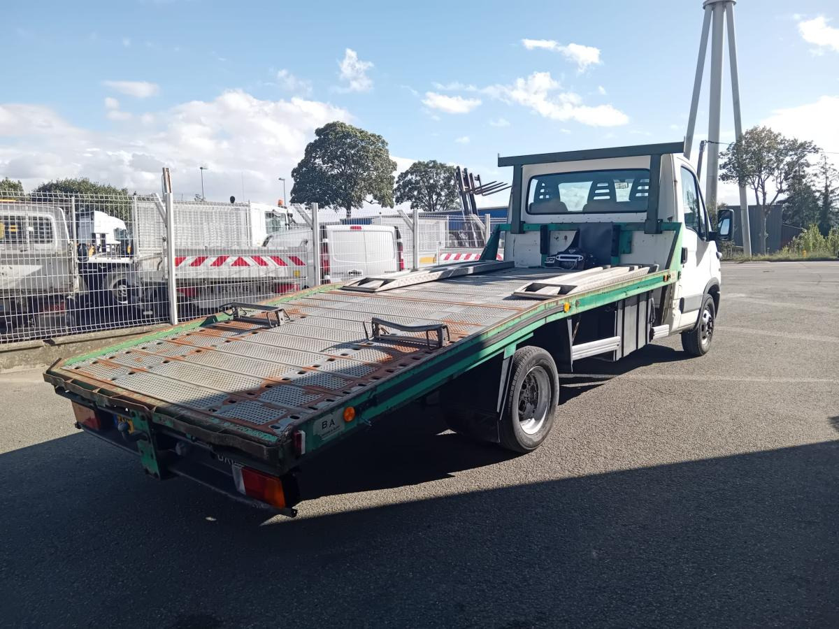 Iveco 35C14HPI - Камион пътна помощ: снимка 2 Iveco 35C14HPI - Камион пътна помощ: снимка 2
