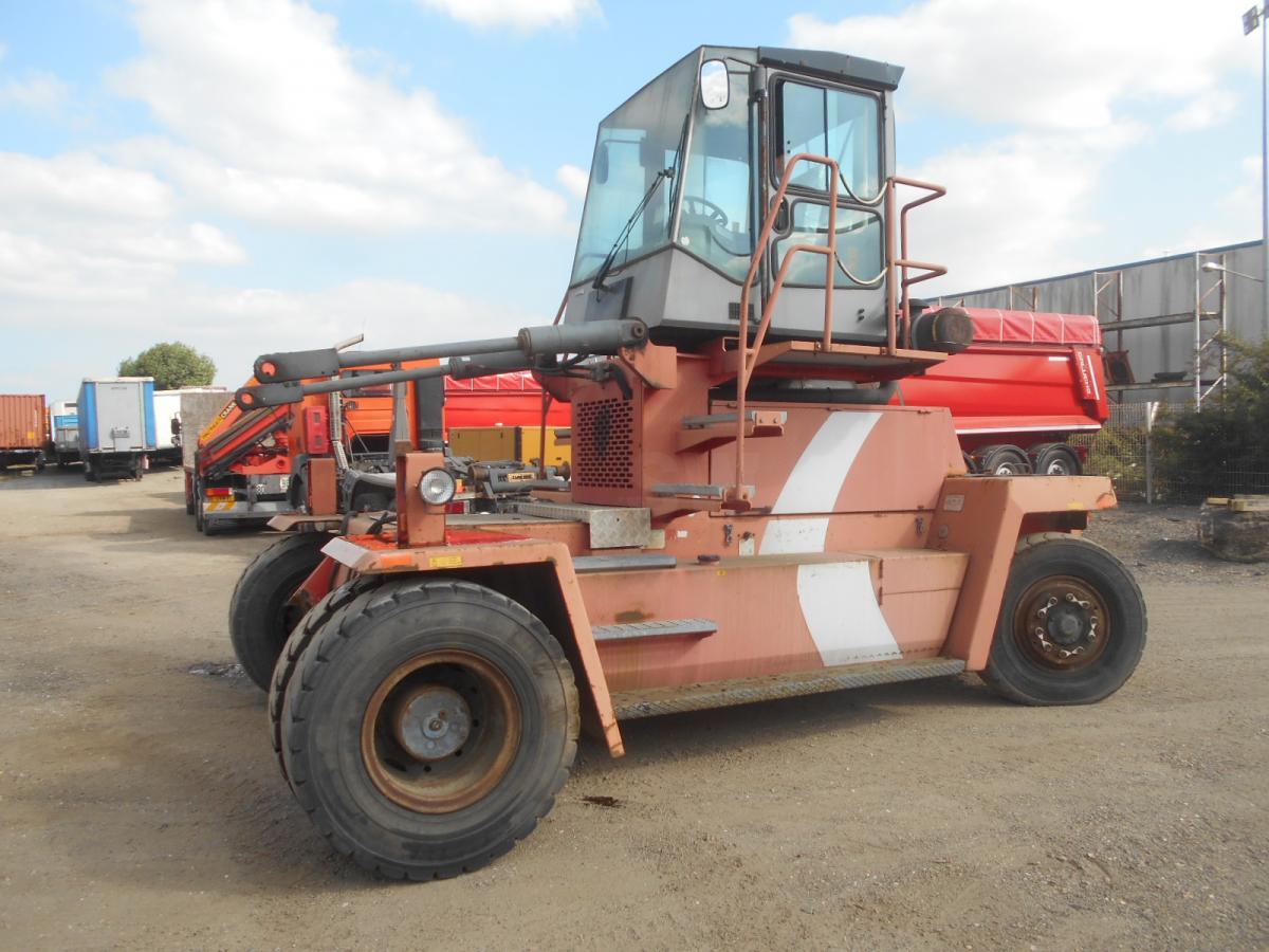 Kalmar DCD70 - Контейнерен товарач: снимка 2 Kalmar DCD70 - Контейнерен товарач: снимка 2