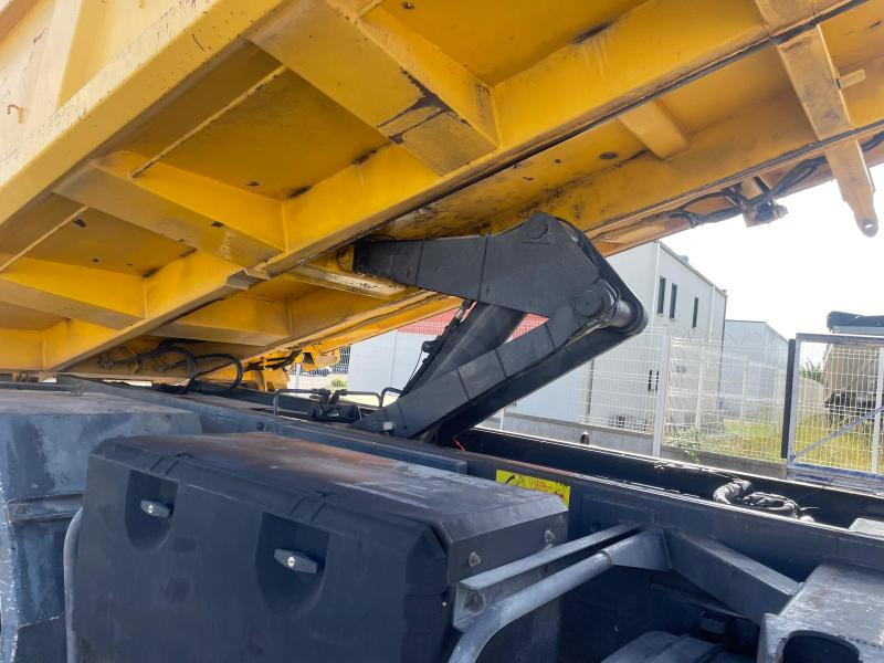 Renault Kerax 370 DCI - Самосвал камион: снимка 4 Renault Kerax 370 DCI - Самосвал камион: снимка 4