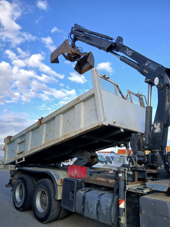 Renault Kerax 380 DXI - Самосвал камион, Камион с кран: снимка 3 Renault Kerax 380 DXI - Самосвал камион, Камион с кран: снимка 3