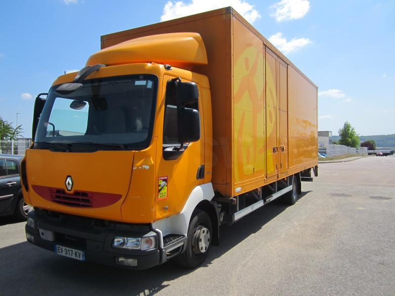 Renault Midlum 220 DXI - Камион фургон: снимка 2 Renault Midlum 220 DXI - Камион фургон: снимка 2