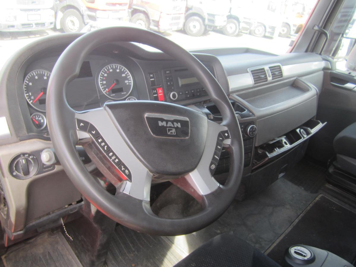 Влекач MAN TGX 33.480: снимка 9