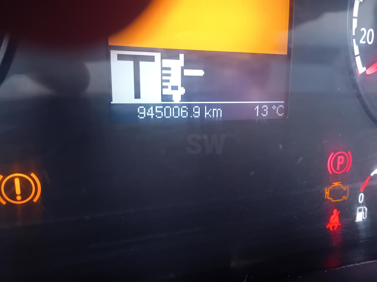 Влекач Scania R 420: снимка 9