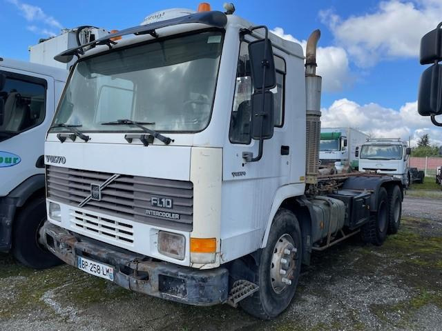 Volvo FL10 - Мултилифт с кука камион: снимка 1 Volvo FL10 - Мултилифт с кука камион: снимка 1