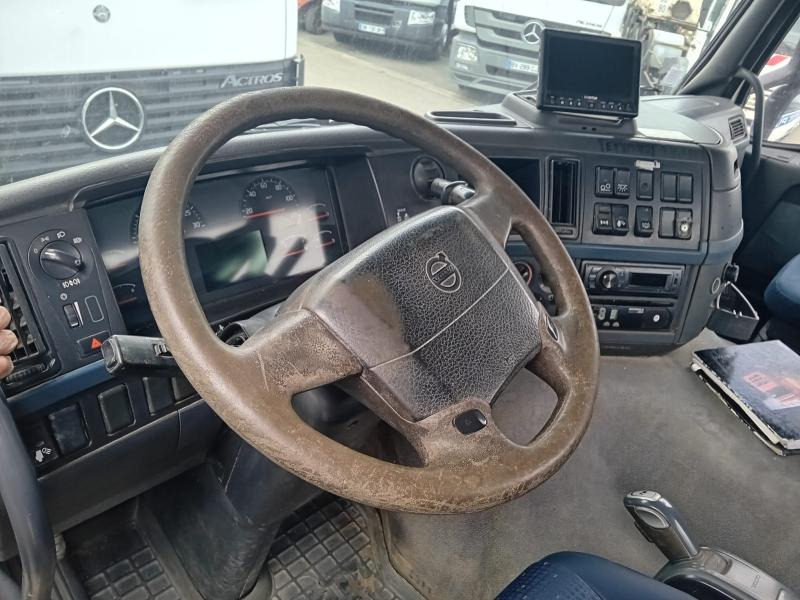 Volvo FM 400 - Мултилифт с кука камион: снимка 5 Volvo FM 400 - Мултилифт с кука камион: снимка 5