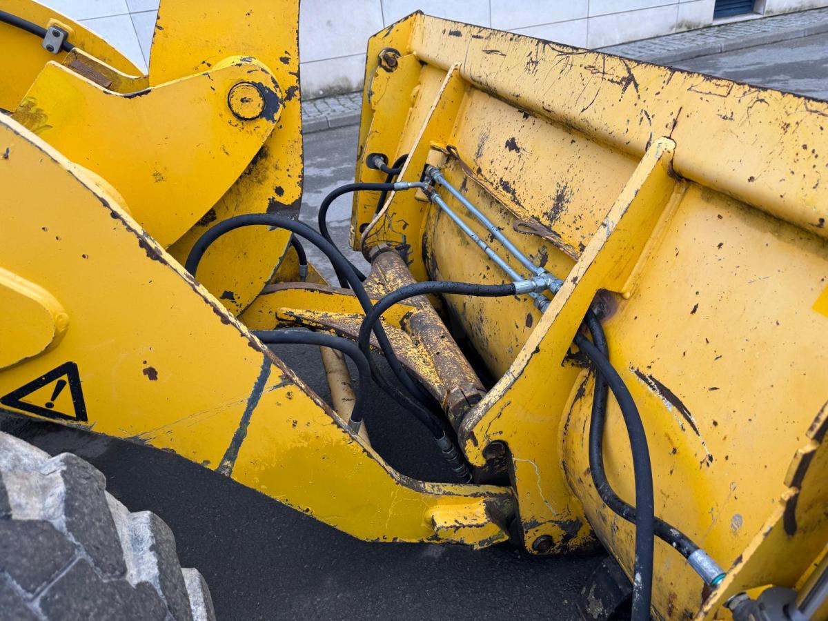 Volvo L 35 BZ - Колесен товарач: снимка 3 Volvo L 35 BZ - Колесен товарач: снимка 3