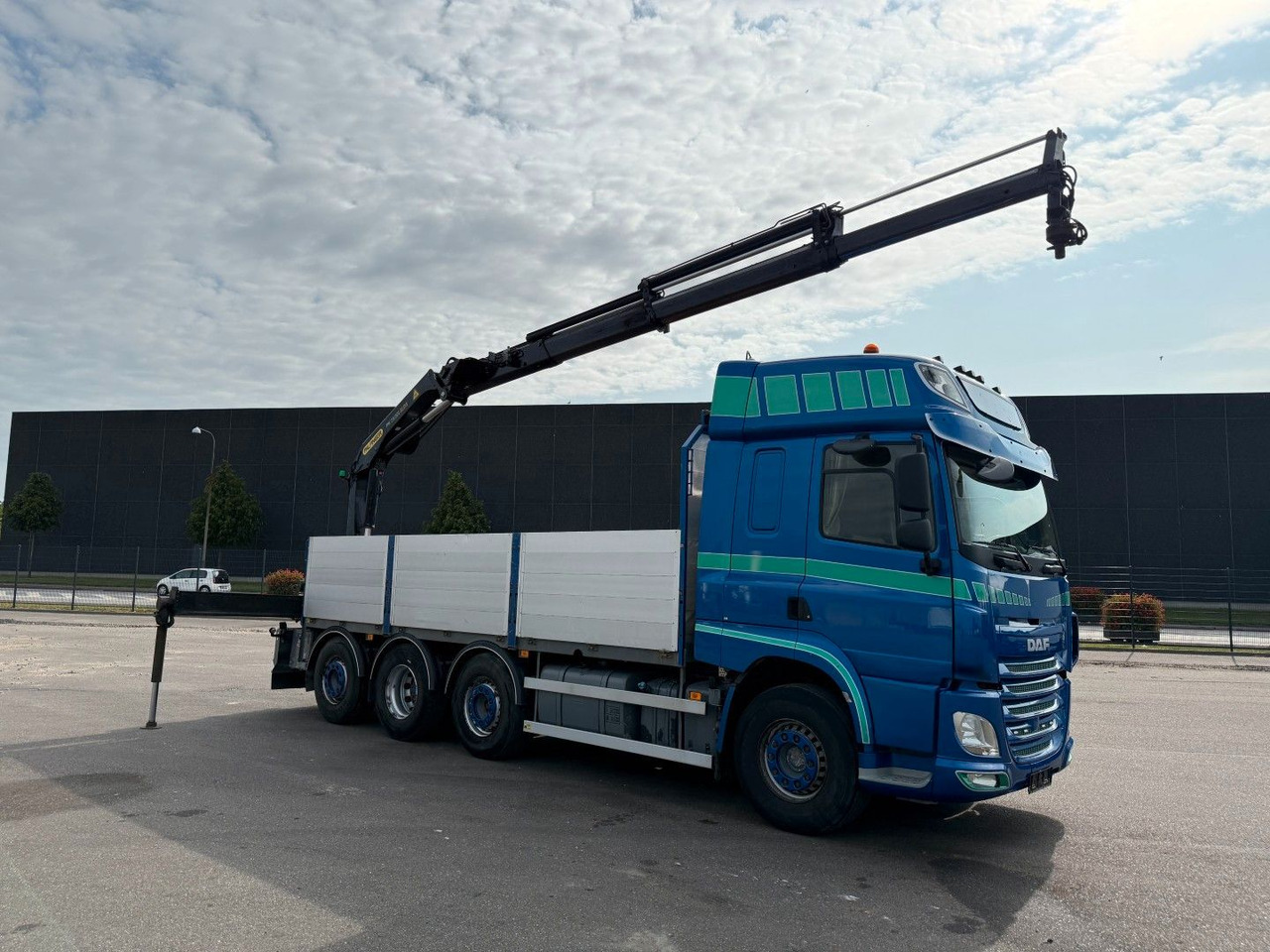 DAF CF 510 8x2*6 / Crane Palfinger PK 19.001 - Камион с кран: снимка 2 DAF CF 510 8x2*6 / Crane Palfinger PK 19.001 - Камион с кран: снимка 2