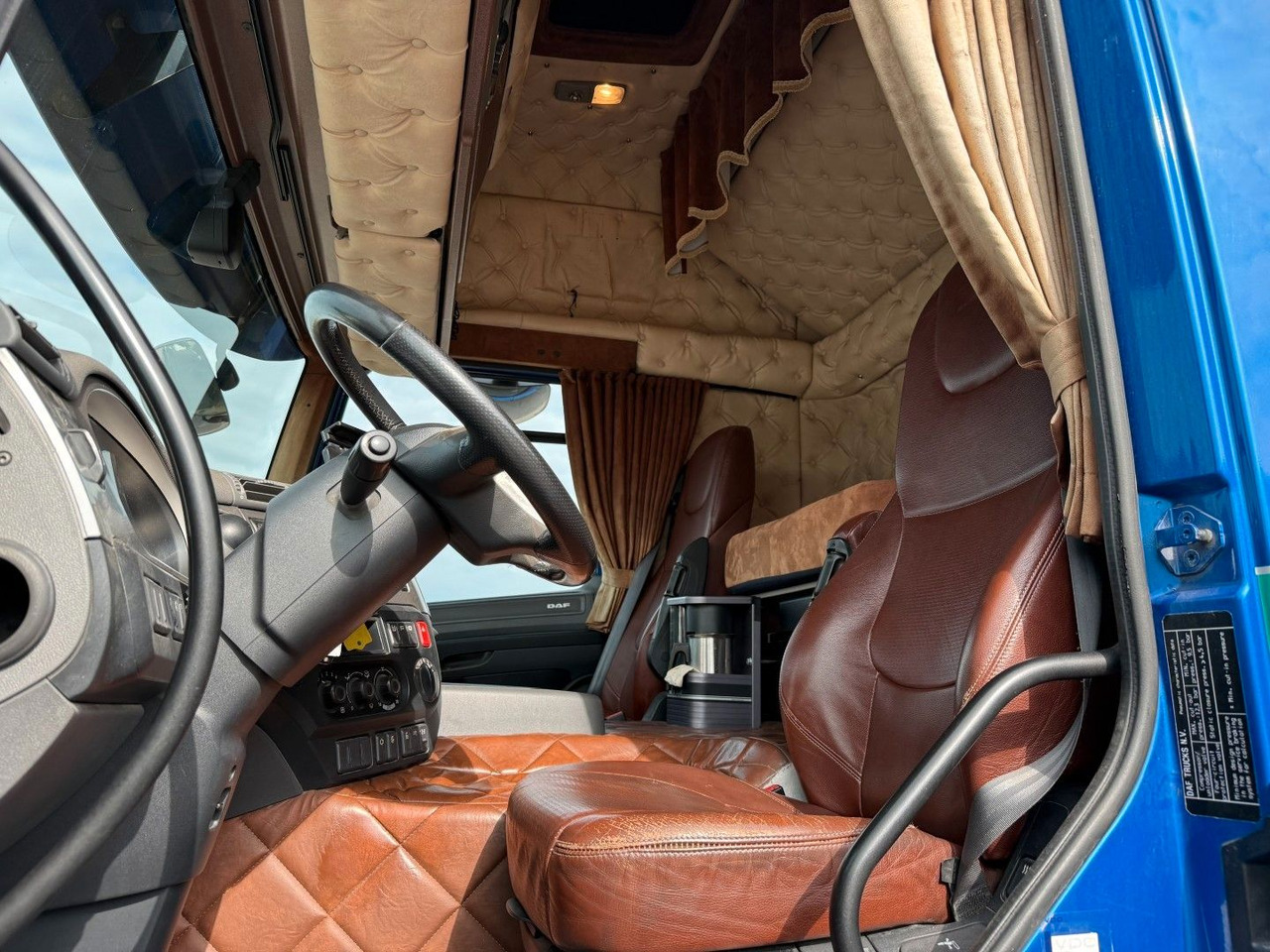 DAF CF 510 8x2*6 / Crane Palfinger PK 19.001 - Камион с кран: снимка 5 DAF CF 510 8x2*6 / Crane Palfinger PK 19.001 - Камион с кран: снимка 5