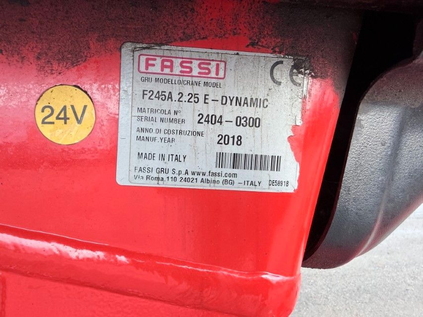 Камион с кран Fassi F245A.2.25 E-Dynamic Radio Remote / Crane: снимка 8