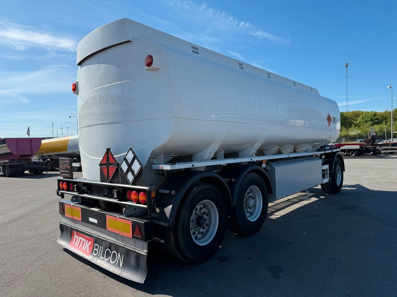HMK Bilcon 27.000 l. ADR 5 compartment - Ремарке цистерна: снимка 3 HMK Bilcon 27.000 l. ADR 5 compartment - Ремарке цистерна: снимка 3