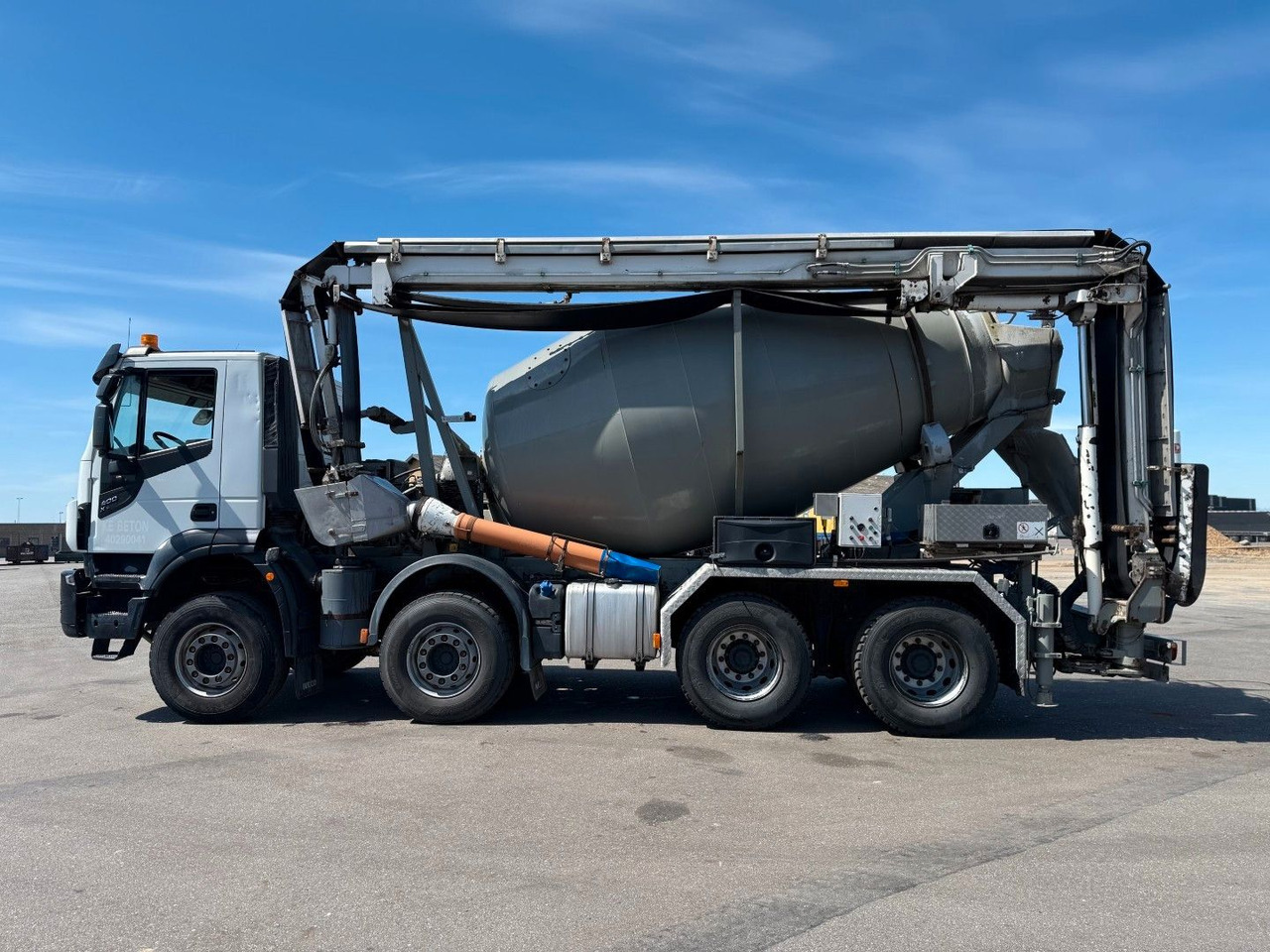 Iveco X-Way 400 8x4 Imer LT8XL Belt LT1601 - Бетоновоз: снимка 5 Iveco X-Way 400 8x4 Imer LT8XL Belt LT1601 - Бетоновоз: снимка 5