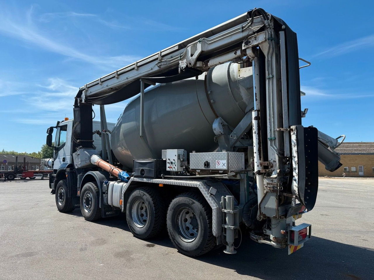 Iveco X-Way 400 8x4 Imer LT8XL Belt LT1601 - Бетоновоз: снимка 4 Iveco X-Way 400 8x4 Imer LT8XL Belt LT1601 - Бетоновоз: снимка 4