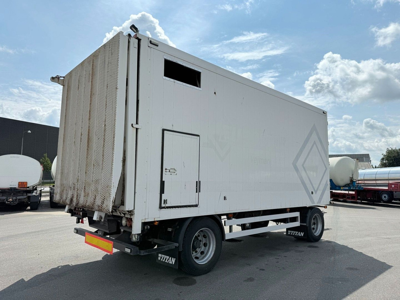 Kel-Berg 20 t. Alubox - Maschineramp Kel-Berg 2 axle 20 t. Alubox - Maschineramp - Затворена каросерия ремарке: снимка 3 Kel-Berg 20 t. Alubox - Maschineramp Kel-Berg 2 axle 20 t. Alubox - Maschineramp - Затворена каросерия ремарке: снимка 3