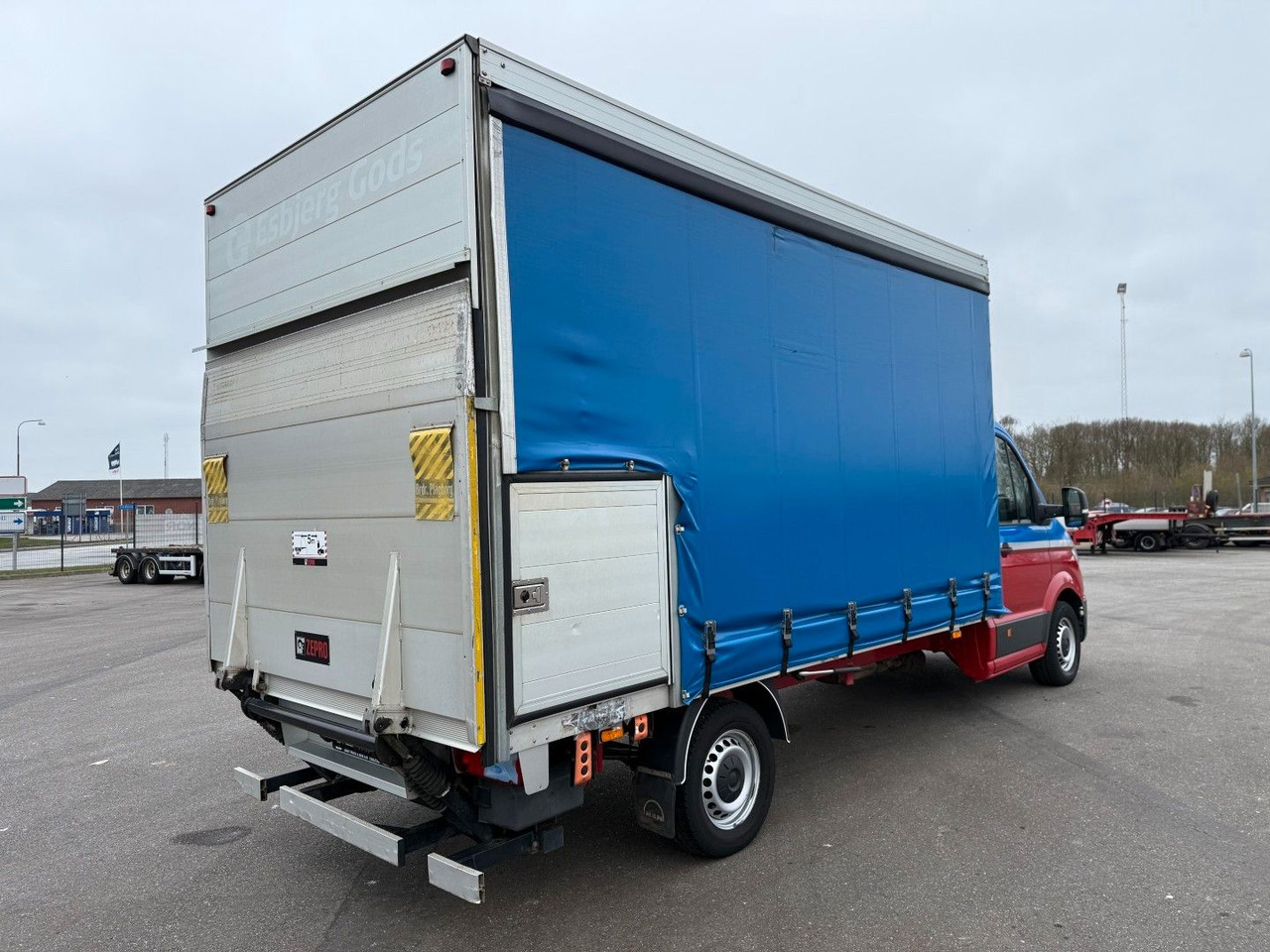 MAN TGE 2.0 TDI 3.180 Plane - Automat - Zepro - AC - Брезентов бус: снимка 3 MAN TGE 2.0 TDI 3.180 Plane - Automat - Zepro - AC - Брезентов бус: снимка 3