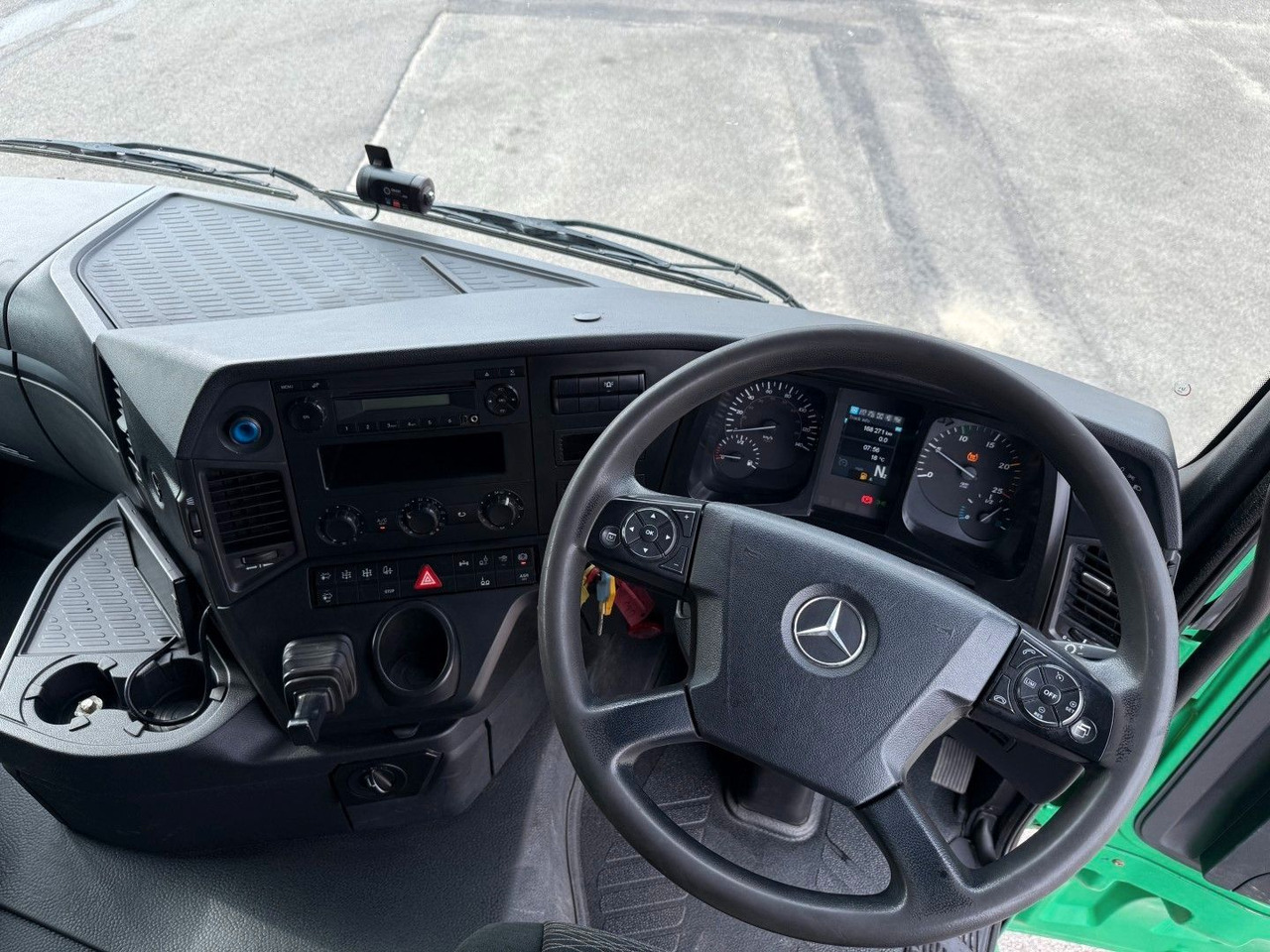Mercedes-Benz 3258 RHD 8x4-4 Wiedemann Super 1000 Recycler - Каналопочистваща машина: снимка 5 Mercedes-Benz 3258 RHD 8x4-4 Wiedemann Super 1000 Recycler - Каналопочистваща машина: снимка 5