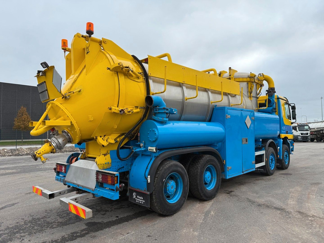 Mercedes-Benz Actros 4140 8x4 KOKS MEGAVAC 8000 ADR Dry Vac - Каналопочистваща машина: снимка 3 Mercedes-Benz Actros 4140 8x4 KOKS MEGAVAC 8000 ADR Dry Vac - Каналопочистваща машина: снимка 3