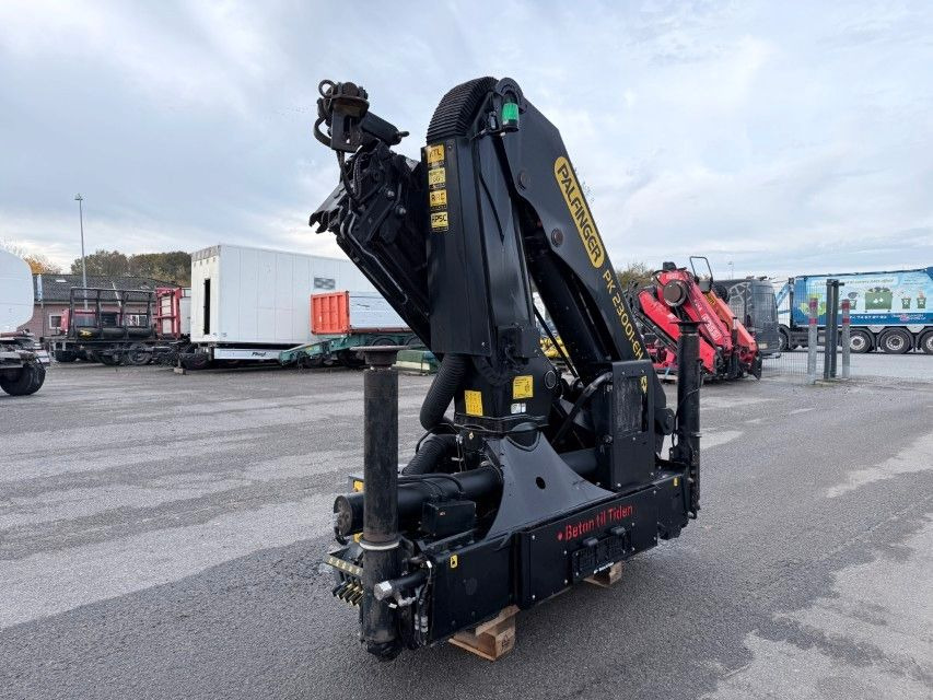 Palfinger PK 23001 EH Radio Remote / Kran / Crane - Камион с кран: снимка 2 Palfinger PK 23001 EH Radio Remote / Kran / Crane - Камион с кран: снимка 2