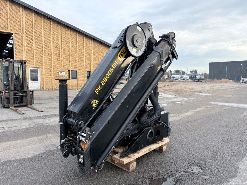 Palfinger PK 23001 EH Radio Remote / Kran / Crane - Камион с кран: снимка 4 Palfinger PK 23001 EH Radio Remote / Kran / Crane - Камион с кран: снимка 4