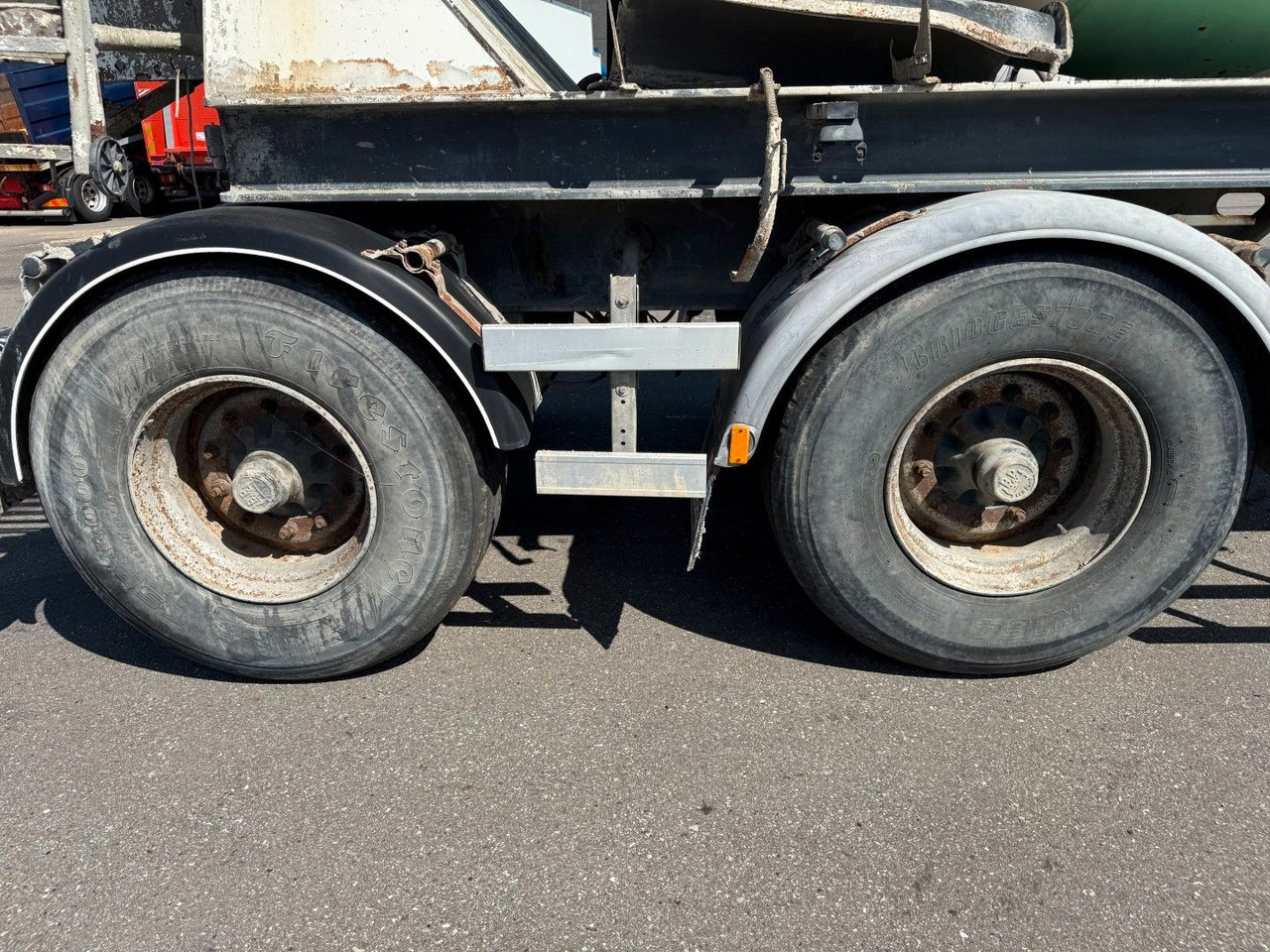 Полуремарке Le Cinena 12 m2 Baruval 2 axle Concrete trailer Lecinena 12 m3 Baruval 2 achse Beton/Concrete mixer: снимка 8